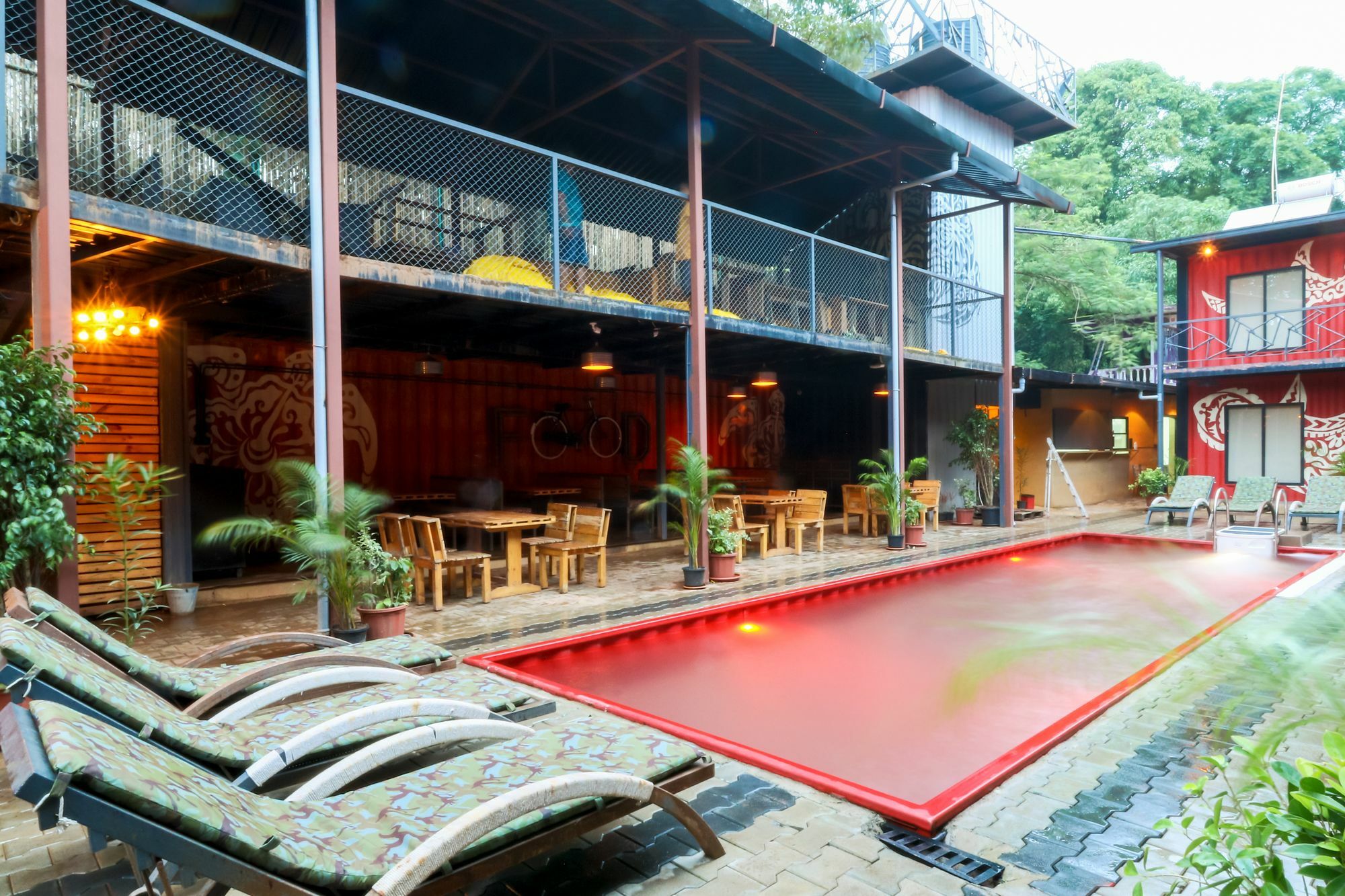 Beach Box Hotel Baga Gosavvy Collection Dış mekan fotoğraf